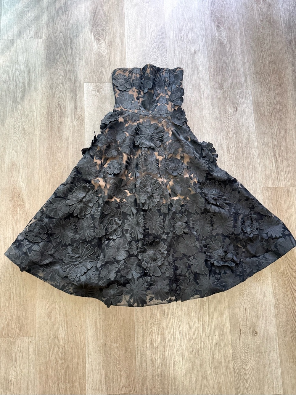 helsi florence black 3d floral applique strapless fit & flare midi dress size XS